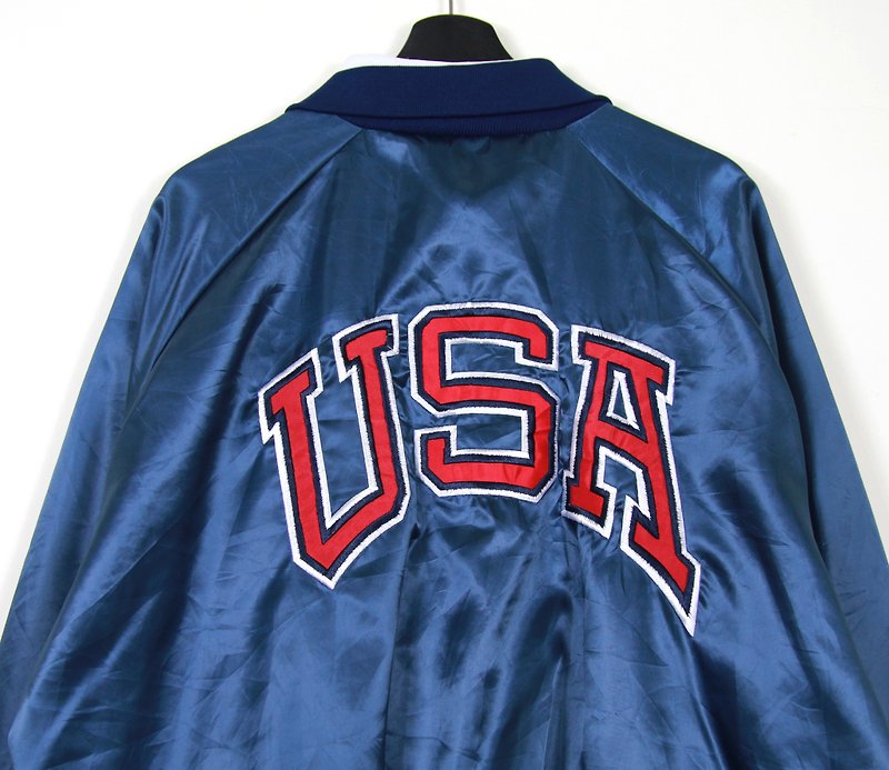 Back to Green :: embroidery USA ★ ★ vintage truck Unisex wear baseball jacket (BS-05) - เสื้อแจ็คเก็ต - เส้นใยสังเคราะห์ สีน้ำเงิน