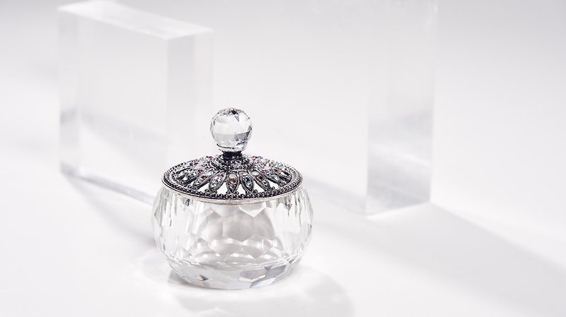 Neve Jewelry Bright Star Crystal Jewelry Box (Silver) - ของวางตกแต่ง - โลหะ สีเงิน