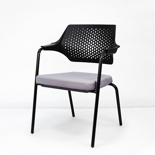 Musical Chairs 歐森橋 Mojo 四腳訪客椅 | 黑背 x 多色座墊 | 商業空間