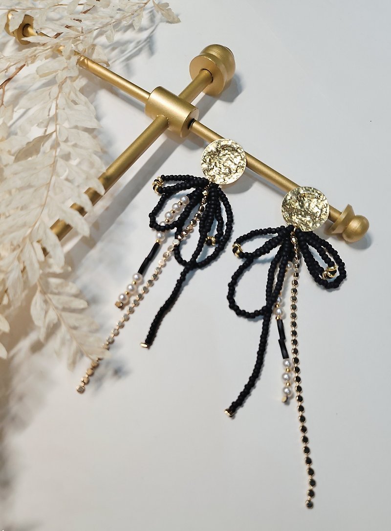 A Thousand Rays of Dawn Ios x Bronze Black Tassel Pearl Earrings - Earrings & Clip-ons - Other Metals Black