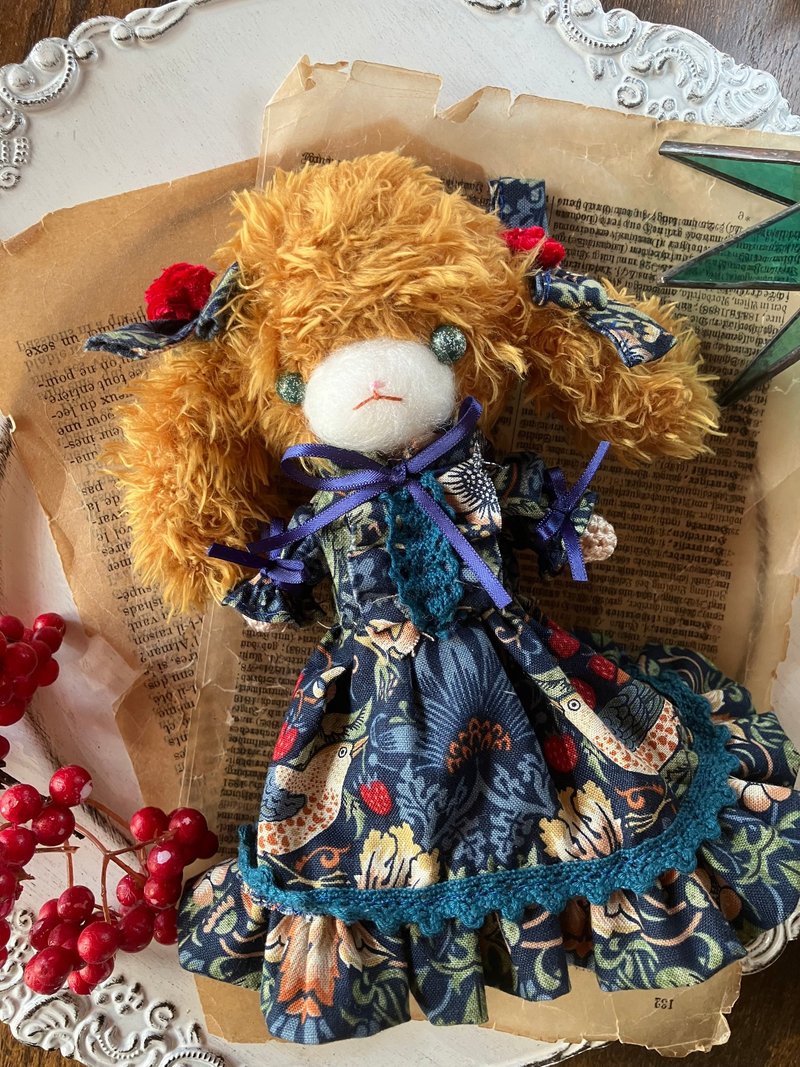 Amigurumi Doll Clarissa - ตุ๊กตา - ขนแกะ สีนำ้ตาล