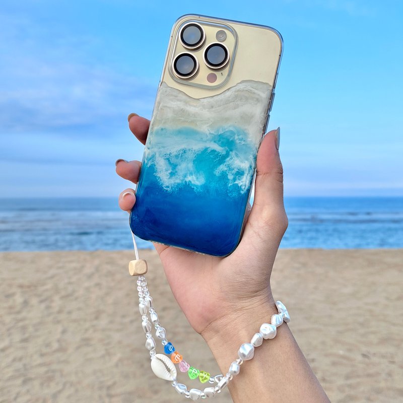 Jewelry accessories l Ocean Wave transparent mobile phone case comes with shell and pearl mobile phone wrist strap, which can be customized with English words - เคส/ซองมือถือ - พลาสติก สีน้ำเงิน