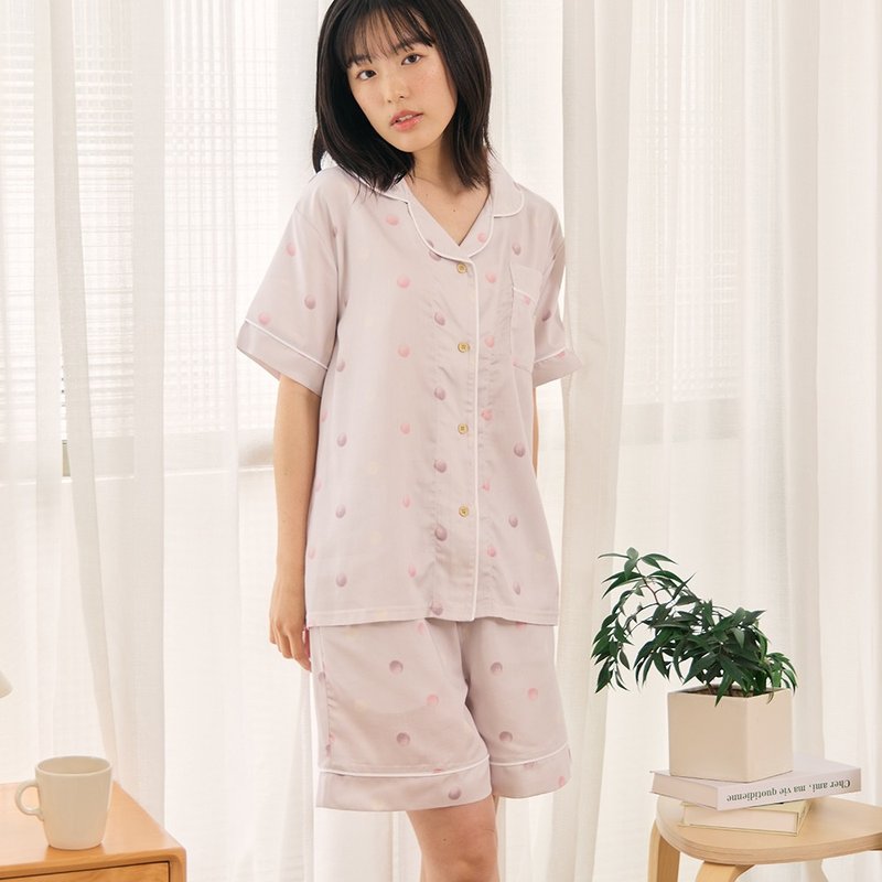 UMORFIL膠原蛋白點點緞面短袖睡衣套裝-共2色 - 居家服/睡衣 - 棉．麻 多色
