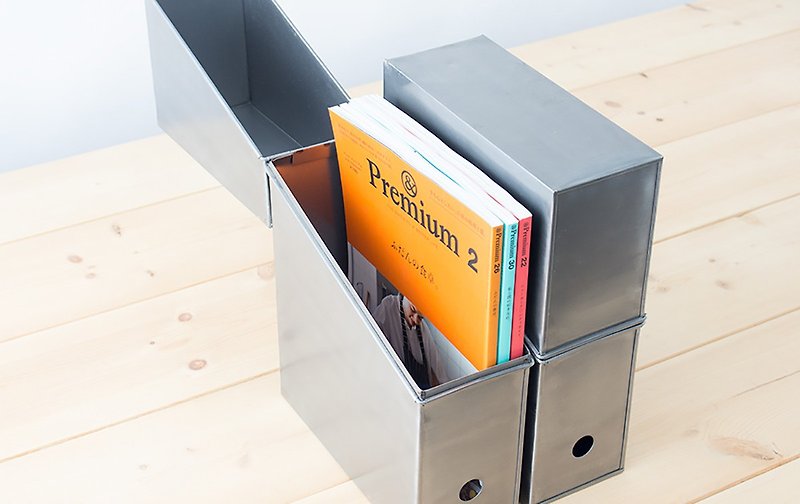 STEEL FILE STORAGE BOX Natural 鋼製文件收納盒 工業銀 - 文件夾/資料夾 - 不鏽鋼 銀色