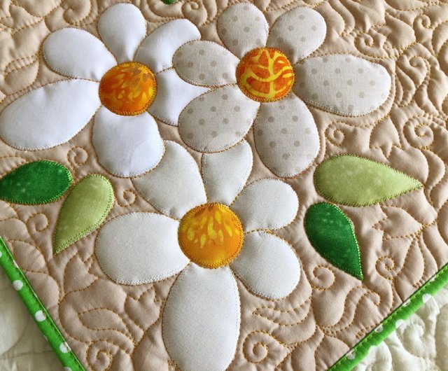 Bees, Table runner, Table topper, Wall hanging, Centerpiece, Gift, hotsell Embroidered, Quilter