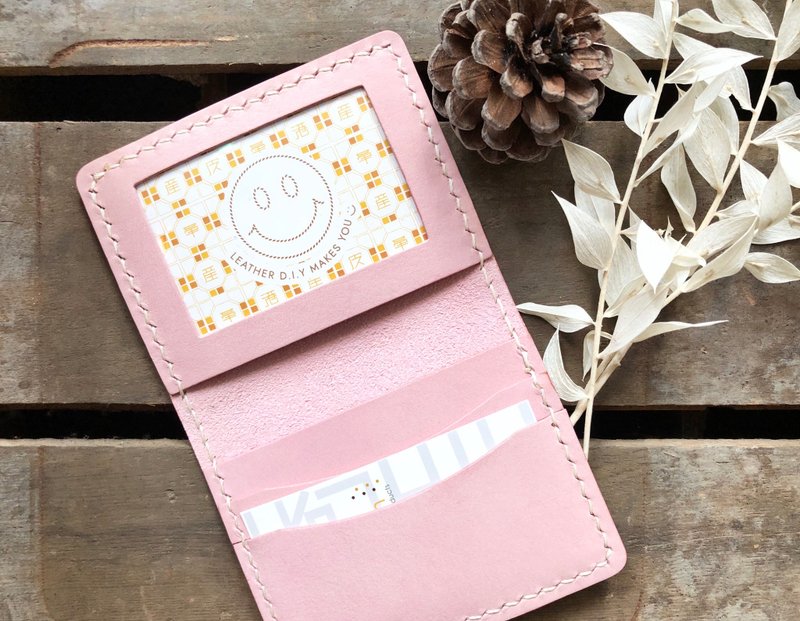 Fold in half 3 card slots 1 photo card holder Sew leather material bag card holder Italian vegetable tanned DIY - Leather Goods - Genuine Leather Pink