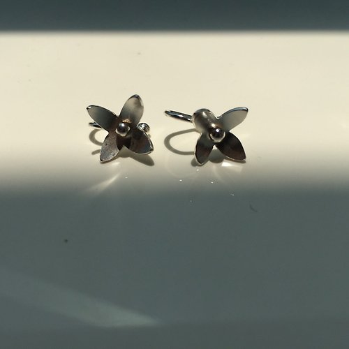 CHILL / 小草花b /純銀耳環-925純銀耳針 / 夾式耳環