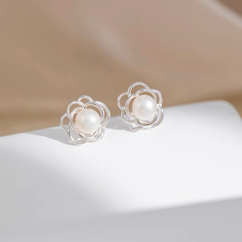 925 sterling silver three-dimensional rose natural pearl earrings elegant lady French style - ต่างหู - เงินแท้ สีเงิน