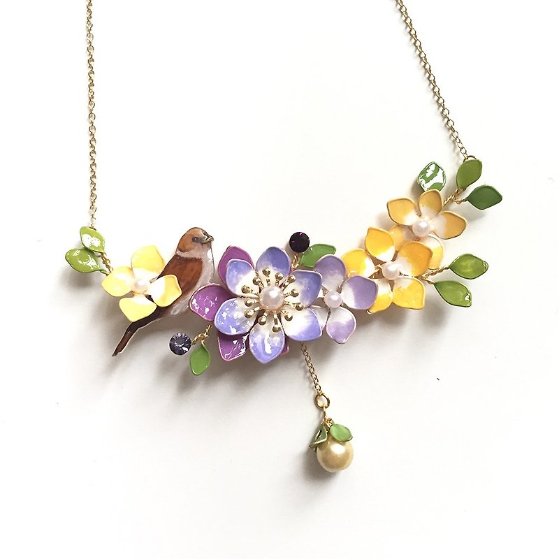 Aramore Purple Yellow Copper Flower and Bird Hanging Bead Necklace - Chokers - Other Materials Multicolor