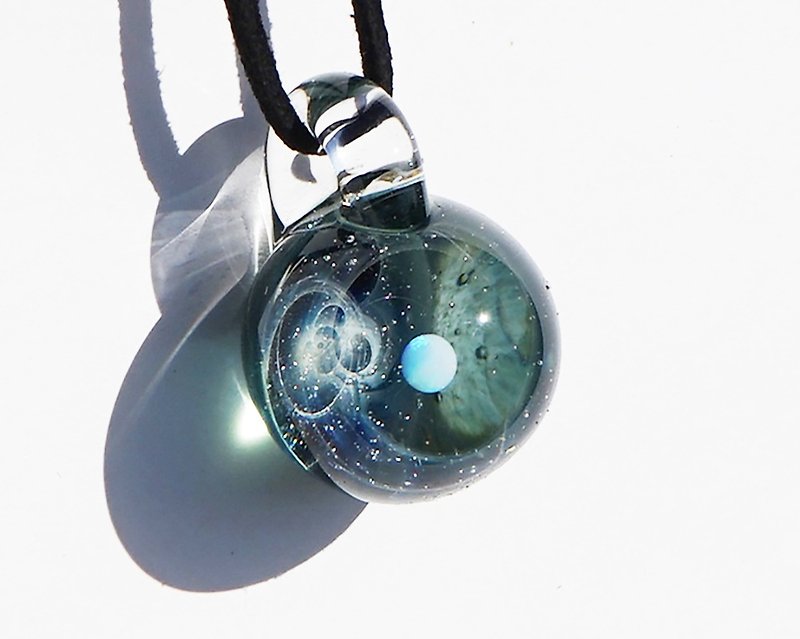 Transparent shine The only star of yours. White opal green sparkle glass pendant universe - Necklaces - Glass Green