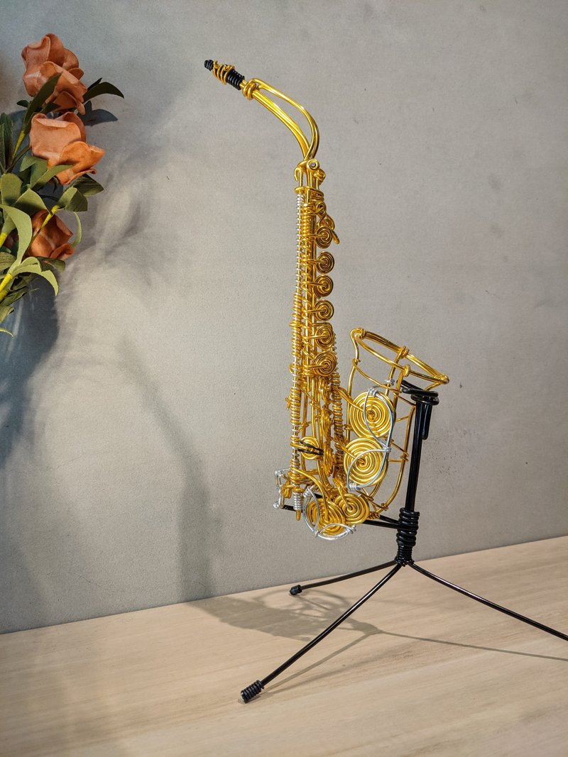 Wire lover 臺灣手作鋁線職人Wire lover 大型擺飾薩克斯風 Sax - 擺飾/家飾品 - 鋁合金 