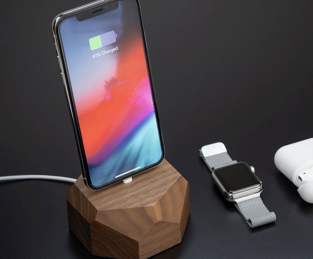 Oakywood iphone and discount apple watch charging dock