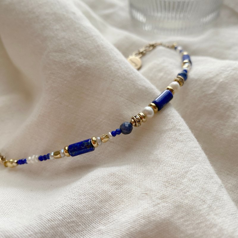 Blue Rains - Pearls brass bracelet - สร้อยข้อมือ - ทองแดงทองเหลือง หลากหลายสี