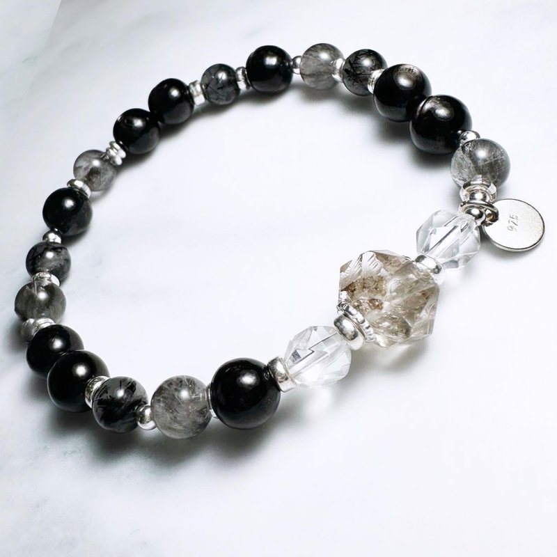 Moye Star - Shining Diamond. Gold Stone. Black Hair Crystal - Sterling Silver Design - สร้อยข้อมือ - คริสตัล สีดำ