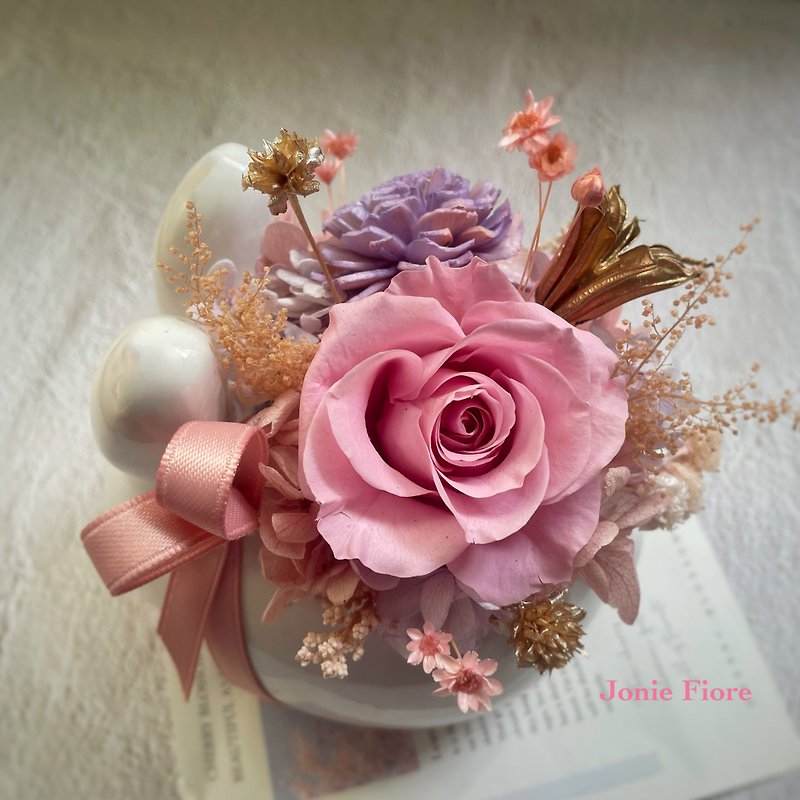 Bunny Potted Flower/Immortal Rose - Dried Flowers & Bouquets - Pottery Multicolor