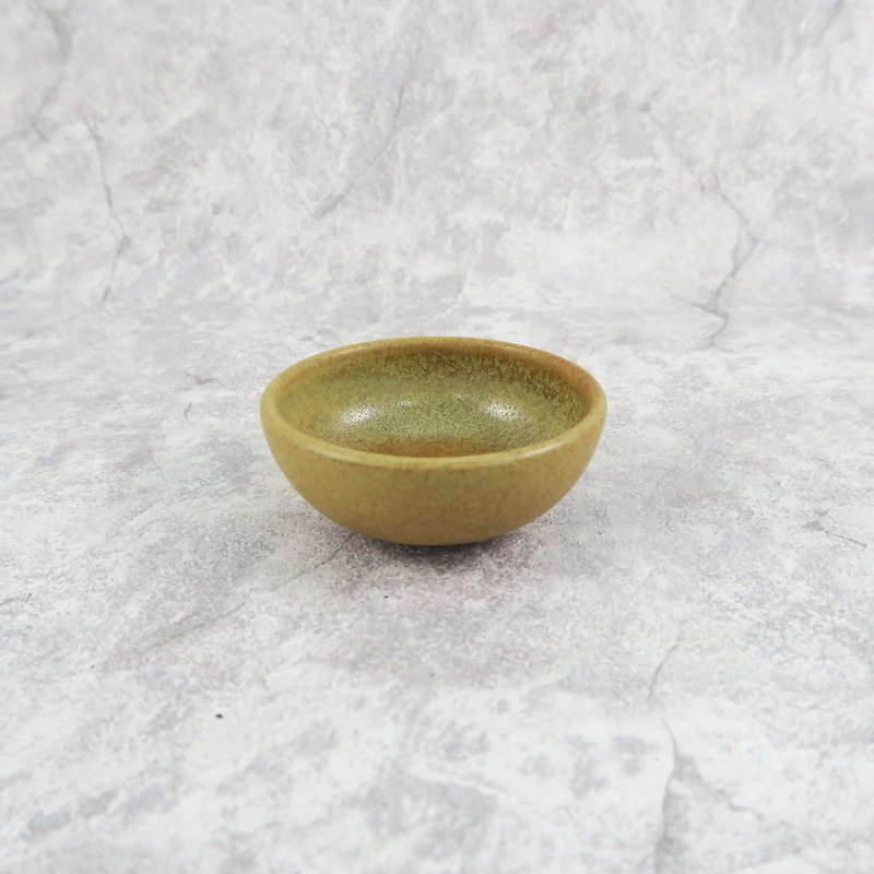 Classic small bowl (yellow) - ถ้วย - ดินเผา สีเหลือง