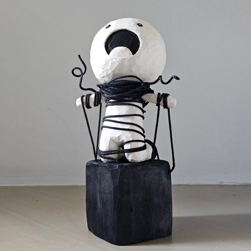 Black  or White (wooden sculpture) - 玩偶/公仔 - 木頭 