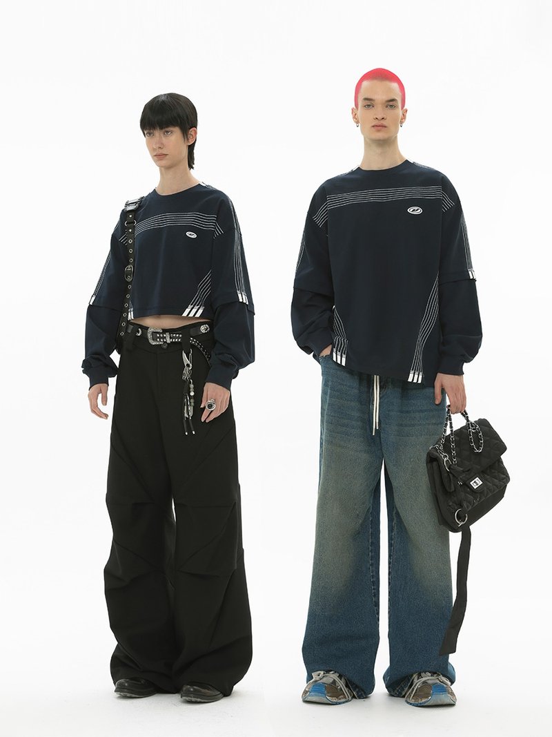 Unvesno (UN) Athletic Embroidered Stripe Faux Two-Piece Crewneck Couple Long-Sleeve T-Shirt - เสื้อฮู้ด - ผ้าฝ้าย/ผ้าลินิน 