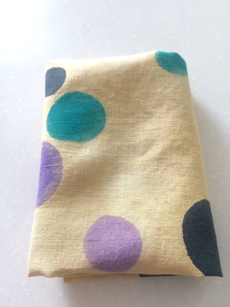 Mineral-dyed hand-painted cotton handkerchiefs - ผ้าเช็ดหน้า - ผ้าฝ้าย/ผ้าลินิน สีเหลือง
