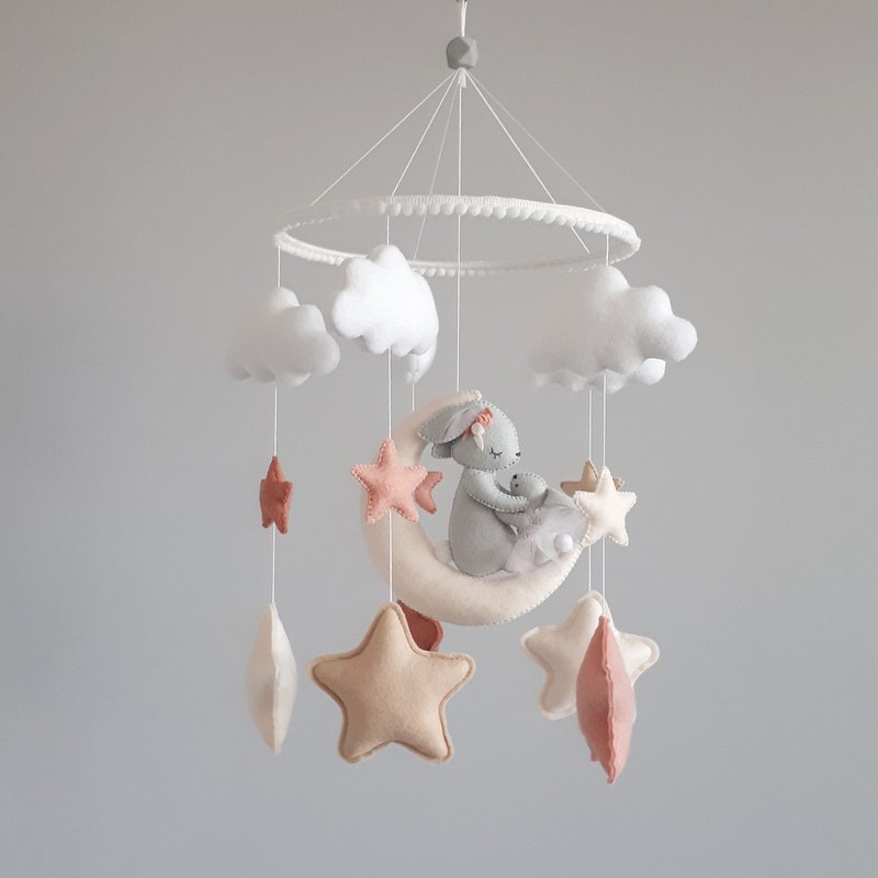 Mom's love is unlimited, Baby mobile, Bunny on the moon and stars - 寶寶/兒童玩具/玩偶 - 其他材質 粉紅色