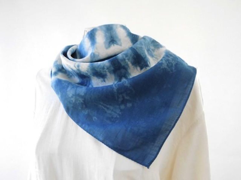 6 _ Indigo dyeing of ultra fine linen Bandana (natural indigo · tie dye) limited item - อื่นๆ - ผ้าฝ้าย/ผ้าลินิน 