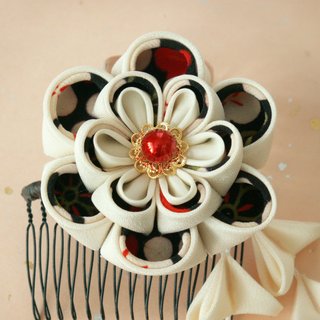 [New] Knob work Hair ornaments for coming-of-age ceremony [Set with hair ornaments like a big bouquet-white / black]