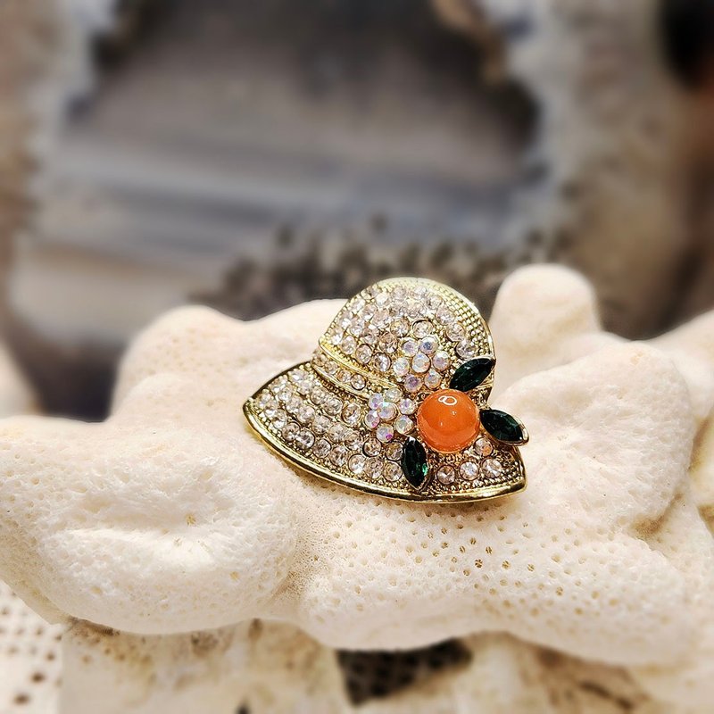 田園野餐帽胸針 | 南紅瑪瑙 | 一品一拍 | - 胸針 - 水晶 