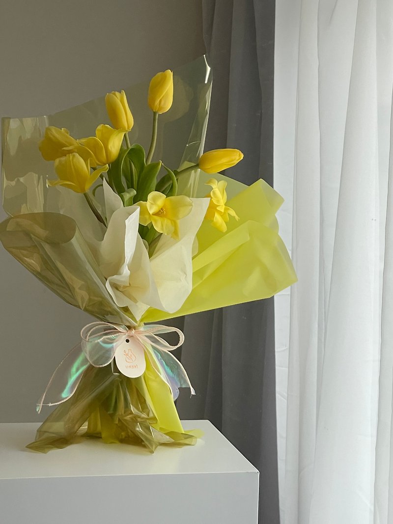 | ガラス半透明シリーズ | 黄色のチューリップの花束 - ドライフラワー・ブーケ - 寄せ植え・花 イエロー