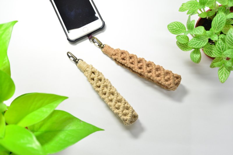 編織菱格紋手機掛繩DIY材料包 - 編織/刺繡/羊毛氈/縫紉 - 棉．麻 