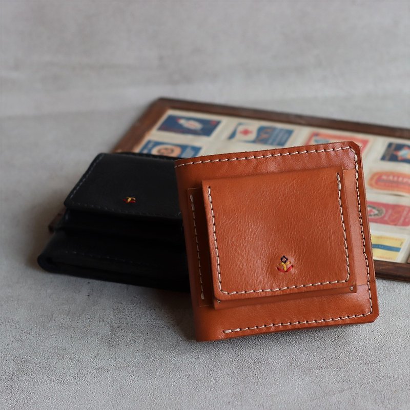 Multi-functional bifold wallet / Convenient coin purse on the outside / Name possible / Made in Japan / g-54 [Customizable gift] - Wallets - Genuine Leather Orange