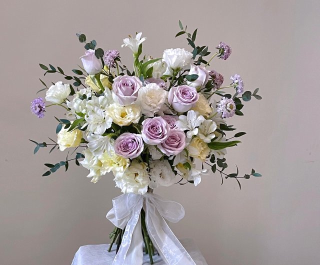 おもちまろん様ドライフラワー系の造花くすみパープルブルー系ブライダル結婚式前撮り 1_62e103541f801828fd133fbf2fd3