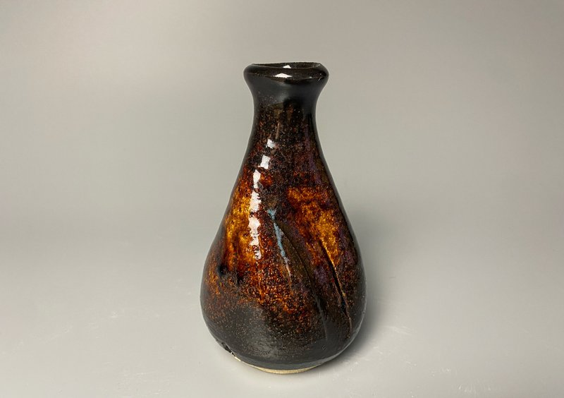 Sake tokkuri/vase - 花瓶/花器 - 陶 