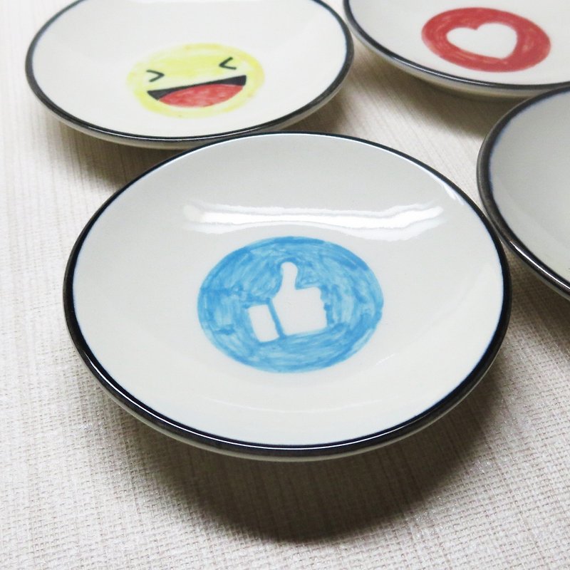 [Painted Series] Emoji Small Dish (Zanou) - Small Plates & Saucers - Porcelain Blue