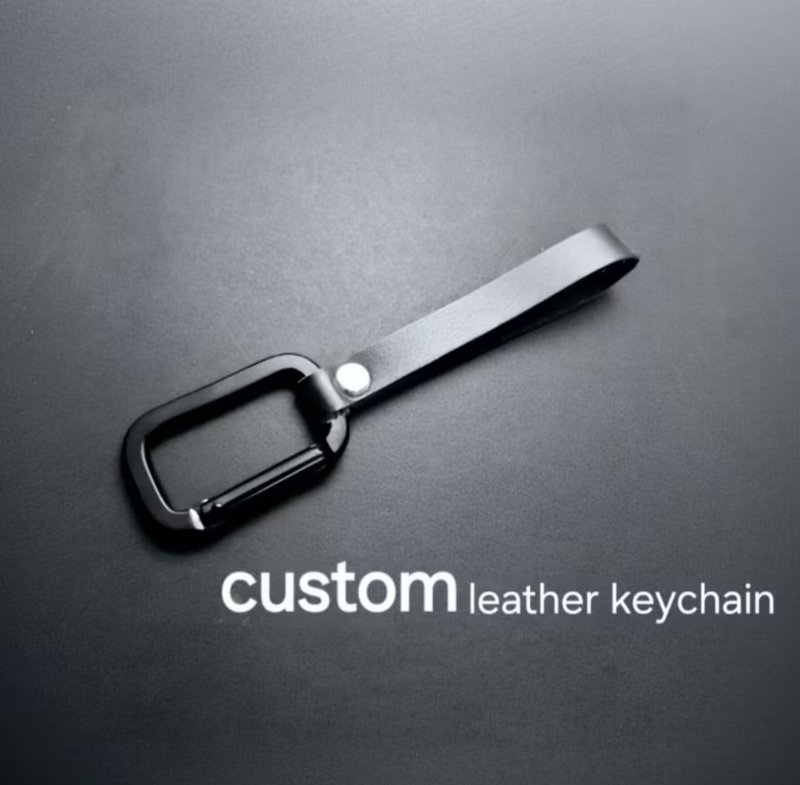 Genuine leather key ring with engraved cowhide motorcycle and car customized carabiner gift - Keychains - Genuine Leather 