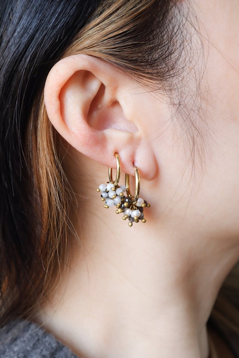 串串耳環-黃銅-虎眼珍珠-斑點月光石-耳針耳夾 - 耳環/耳夾 - 銅/黃銅 多色