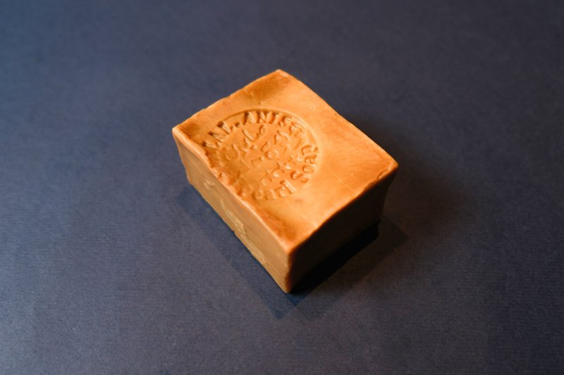 Aleppo Ancient Soap - 16% Laurel Oil 10 Inclusions-Syria - สบู่ - น้ำมันหอม สีกากี