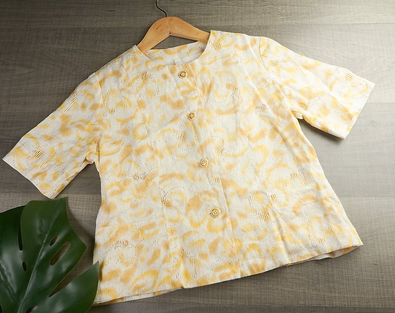 Vintage yellow blouse | Size S |  women's vintage cloth - เสื้อเชิ้ตผู้หญิง - วัสดุอื่นๆ สีเหลือง