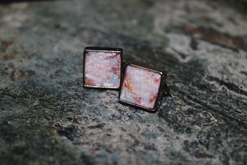 New York soft clip-on style earrings - Earrings & Clip-ons - Pottery Pink