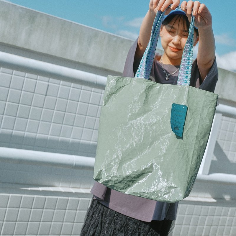 [In stock] Korean wrinkled tote bag-pistachio green environmentally friendly DuPont paper material portable shoulder bag - Messenger Bags & Sling Bags - Paper Green