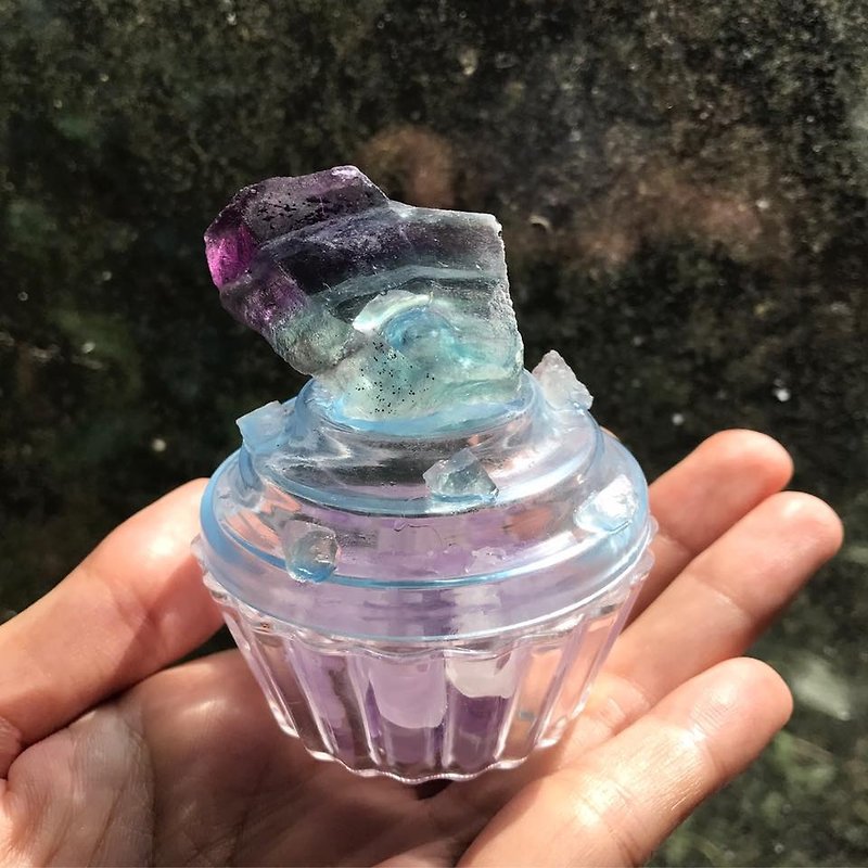 【Lost and find】 natural stone mini fluorite cup cake jewelry box - กล่องเก็บของ - เครื่องเพชรพลอย สีม่วง