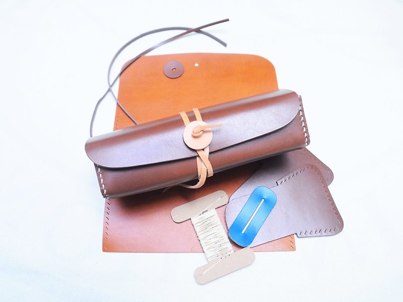 Navel wrapping rope pen bag leather DIY material bag to sew birthday gift genuine leather small bag customization - เครื่องหนัง - หนังแท้ หลากหลายสี