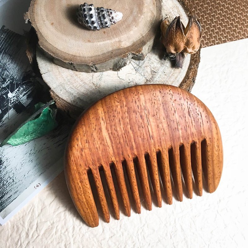 Xiaoyue Style Scraping Handmade Wooden Comb-Rosewood - Other - Paper 