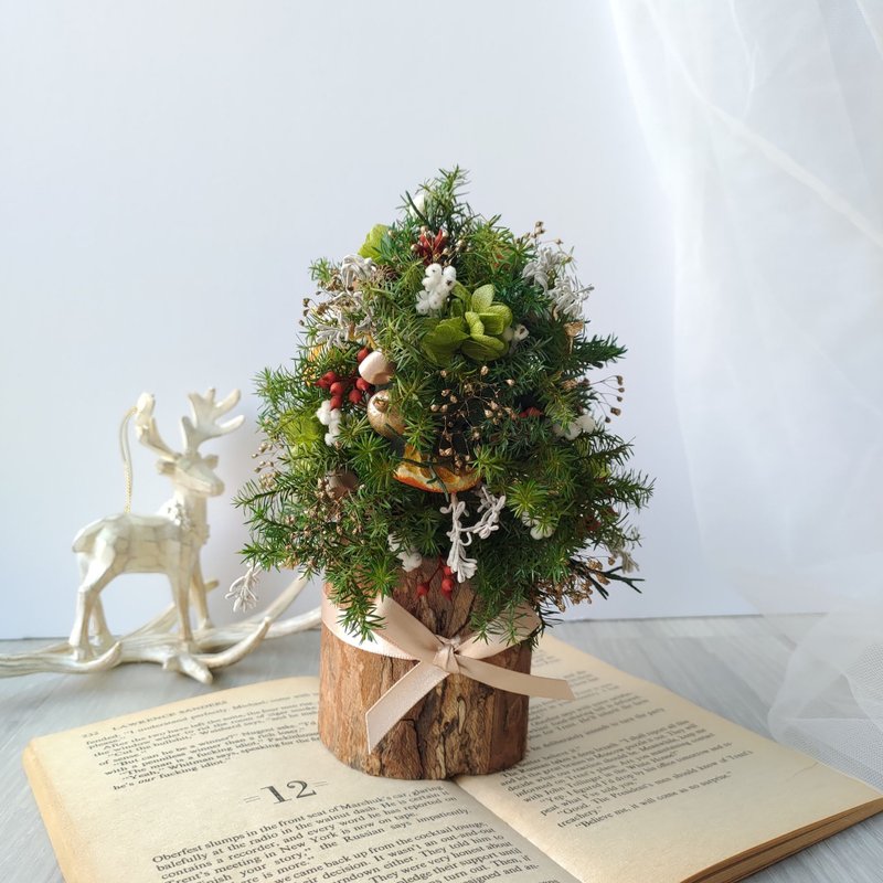 Orange forest style Christmas tree withered flowers eternal flowers Christmas exchange gifts Christmas gifts - Dried Flowers & Bouquets - Plants & Flowers Green