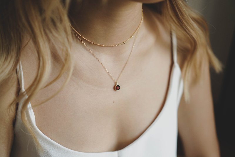 Garnet Red Bezel Rose Cut Gemstone Cubic Zirconia Necklace - 14K Gold Filled - สร้อยคอ - โลหะ สีทอง