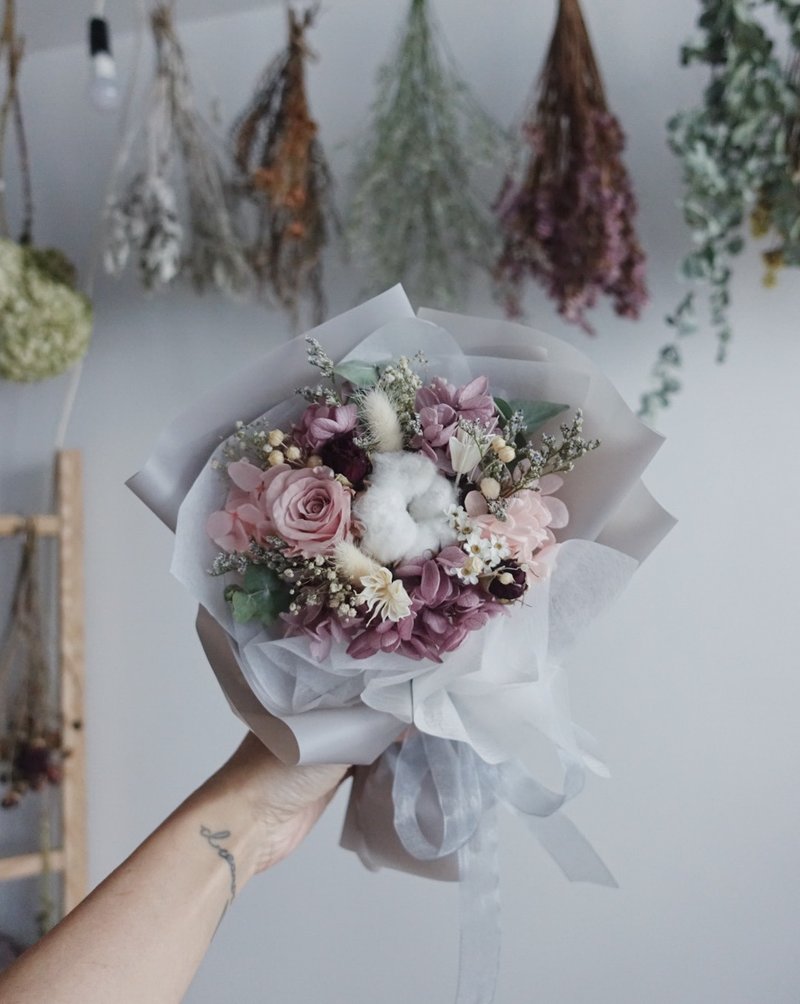 【ode to a flower】浪漫復古豆沙色 永生花玫瑰 乾燥花束可客製 - 乾燥花/永生花 - 植物．花 