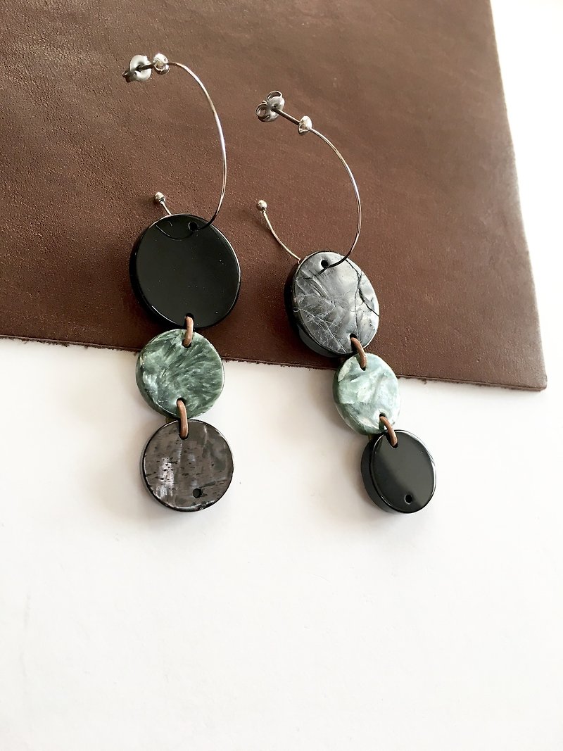 Onyx, Seraphinite, Hypersthene Hoop-earring - Earrings & Clip-ons - Stone Green