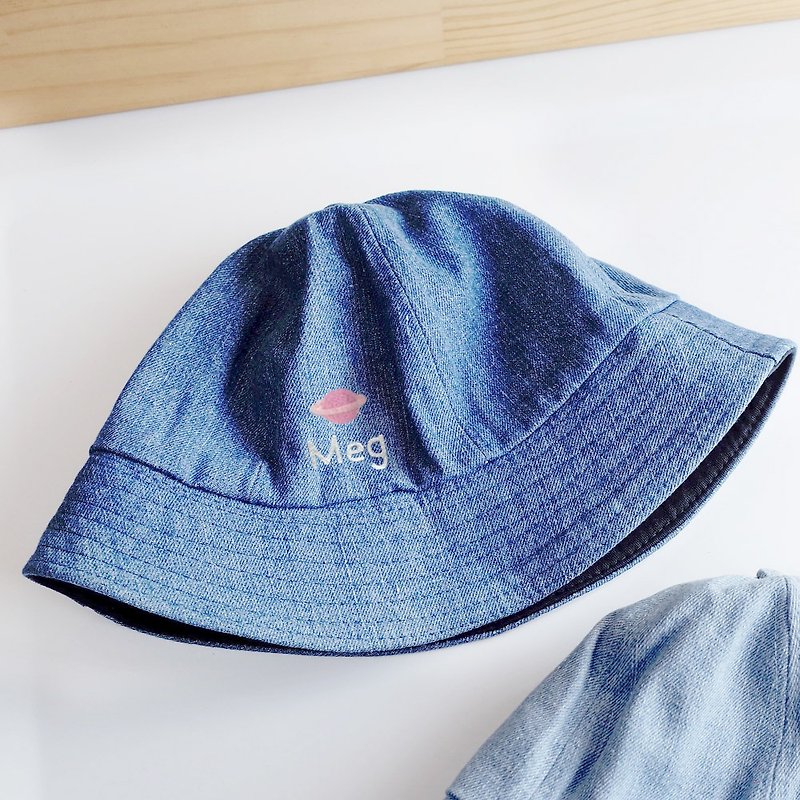 【Q-cute】帽子系列-漁夫帽-土星-加字/客製化 - 帽子 - 其他材質 多色