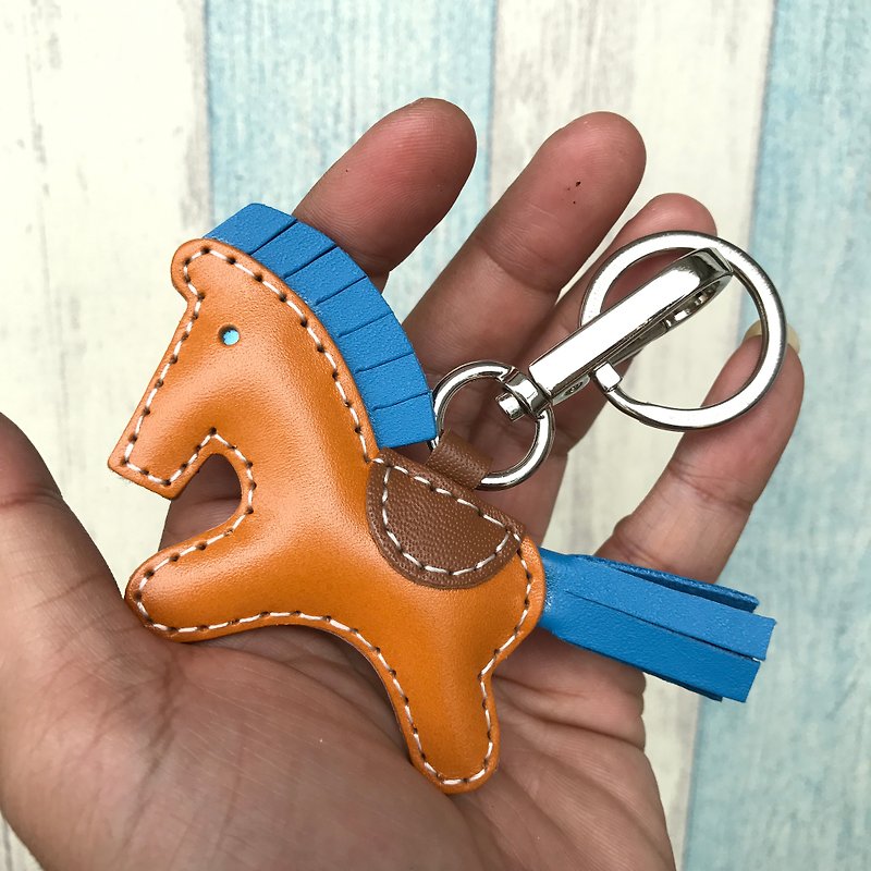 Healing small things khaki cute pony hand-sewn leather keychain small size - ที่ห้อยกุญแจ - หนังแท้ สีส้ม