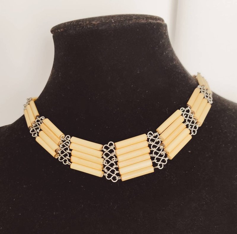 小眾訂製服裝配件品牌 森林系祕魯竹金工手作項鍊 手工製作串鍊 - 鎖骨鍊 - 竹 卡其色