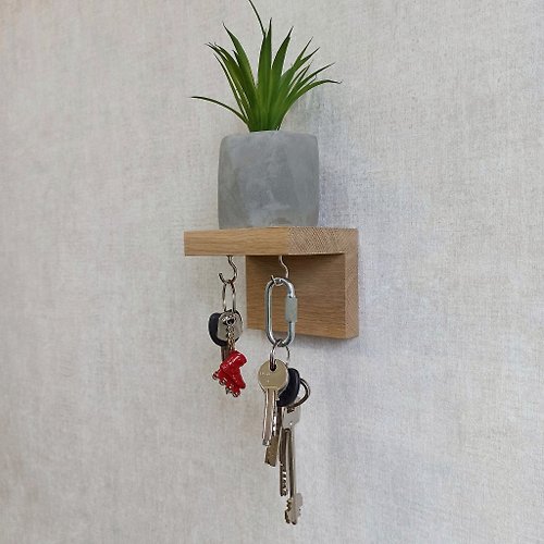 WoodingUA Minimalistic wall key holder shelf